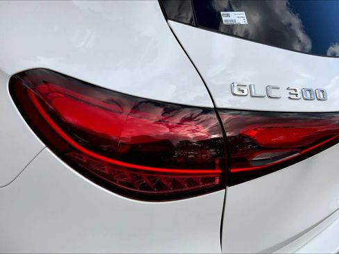 Certified 2024 Mercedes-Benz GLC 300 4MATIC w/ Driver Assistance Package image 28