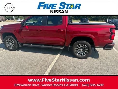 Used 2024 Chevrolet Colorado LT w/ LT Convenience Package III RWD image 25