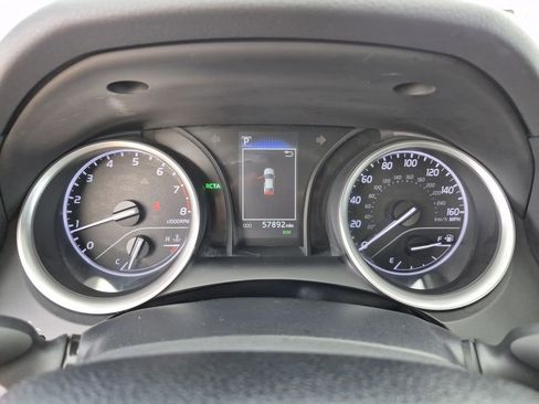 Used 2023 Toyota Camry LE image 19