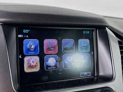 Used 2020 Chevrolet Tahoe Premier AWD/4WD image 15