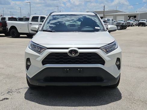 Used 2021 Toyota RAV4 XLE Premium FWD image 8