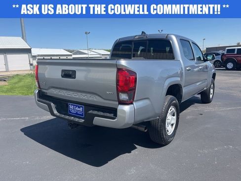 Used 2022 Toyota Tacoma SR AWD/4WD image 4
