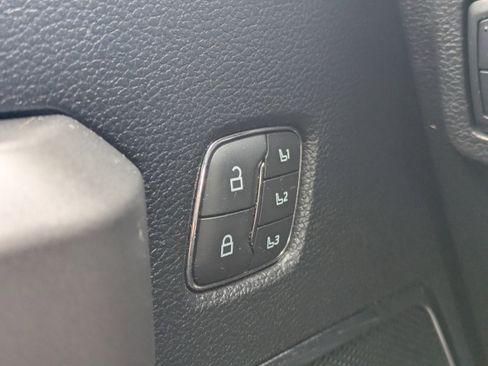 Certified 2021 Ford F350 Platinum image 30