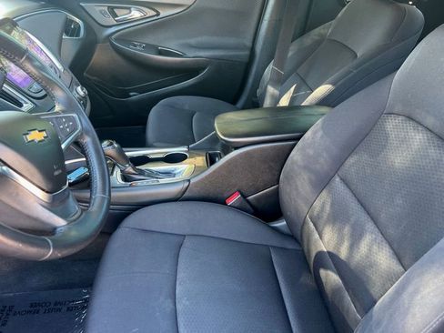 Used 2016 Chevrolet Malibu LT image 16