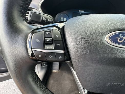 Used 2024 Ford Escape Platinum AWD/4WD image 30