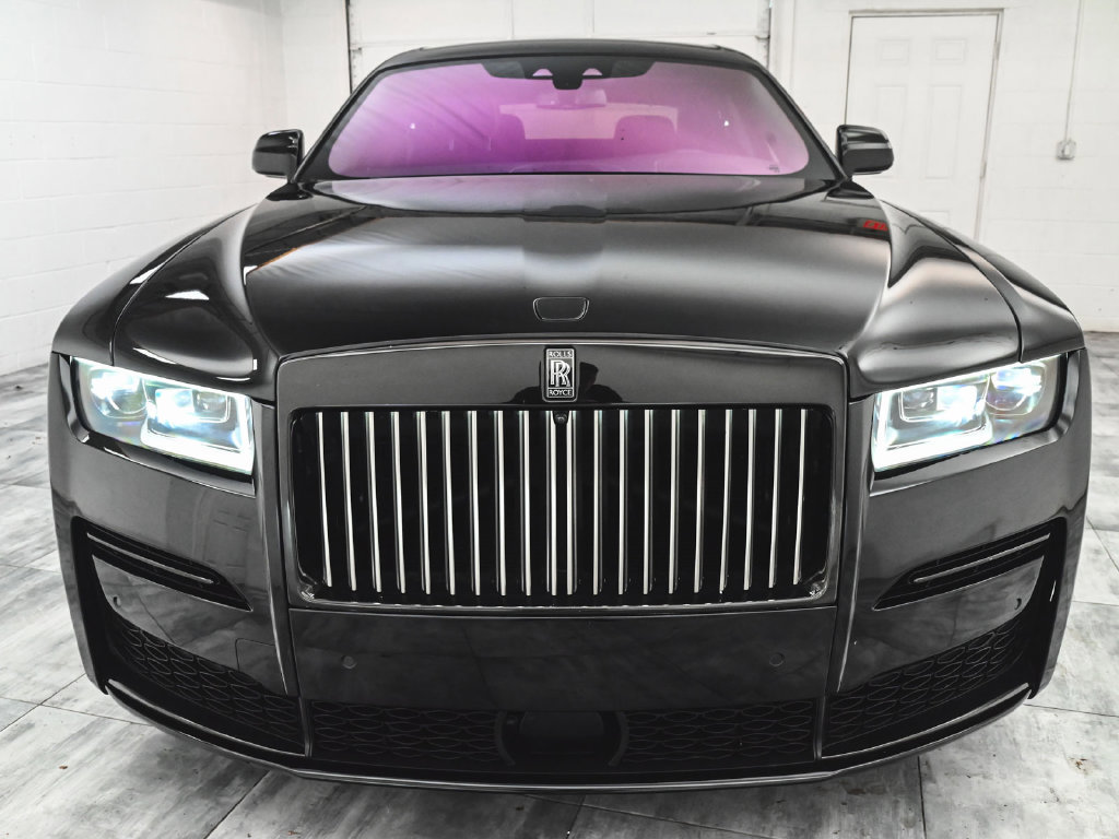 Used 2022 Rolls-Royce Ghost Black Badge AWD/4WD image 2