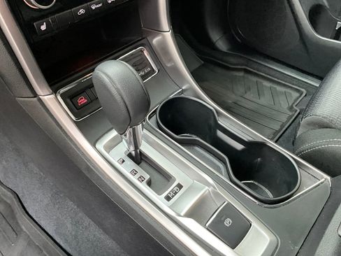 Certified 2022 Subaru Ascent Premium w/ Convenience Package image 29