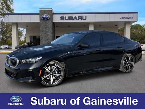 Used 2026 BMW 530i RWD image 1