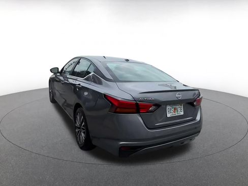 Used 2026 Nissan Altima 2.5 SV FWD image 11