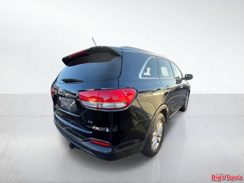Used 2016 Kia Sorento LX FWD image 4