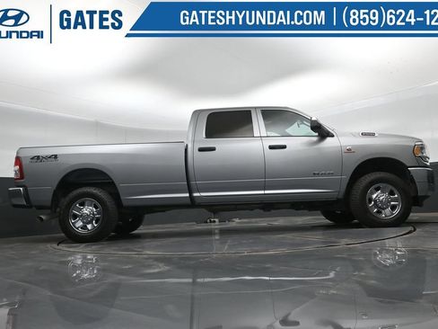 Used 2021 RAM 2500 Tradesman AWD/4WD image 36