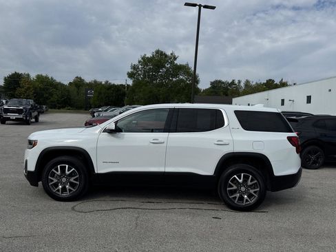 Used 2023 GMC Acadia SLE image 5