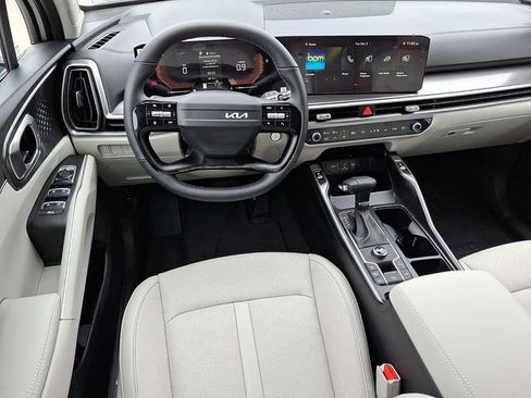 New 2026 Kia Sorento S image 9