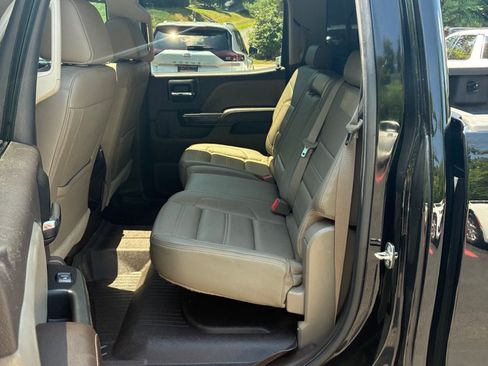 Used 2016 GMC Sierra 1500 Denali w/ Enhanced Driver Alert Package AWD/4WD image 26