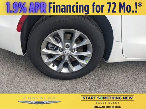 New 2026 Chrysler Pacifica Select image 26