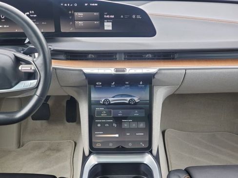Used 2023 Lucid Air Touring image 30