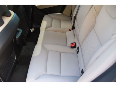 New 2026 Volvo XC60 B5 Plus w/ Protection Package Premier AWD/4WD image 15