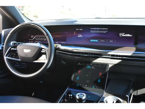 New 2026 Cadillac Escalade ESV Luxury w/ Touring Package image 18