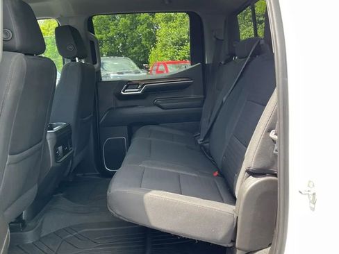 Used 2022 Chevrolet Silverado 1500 RST w/ Convenience Package II AWD/4WD image 18