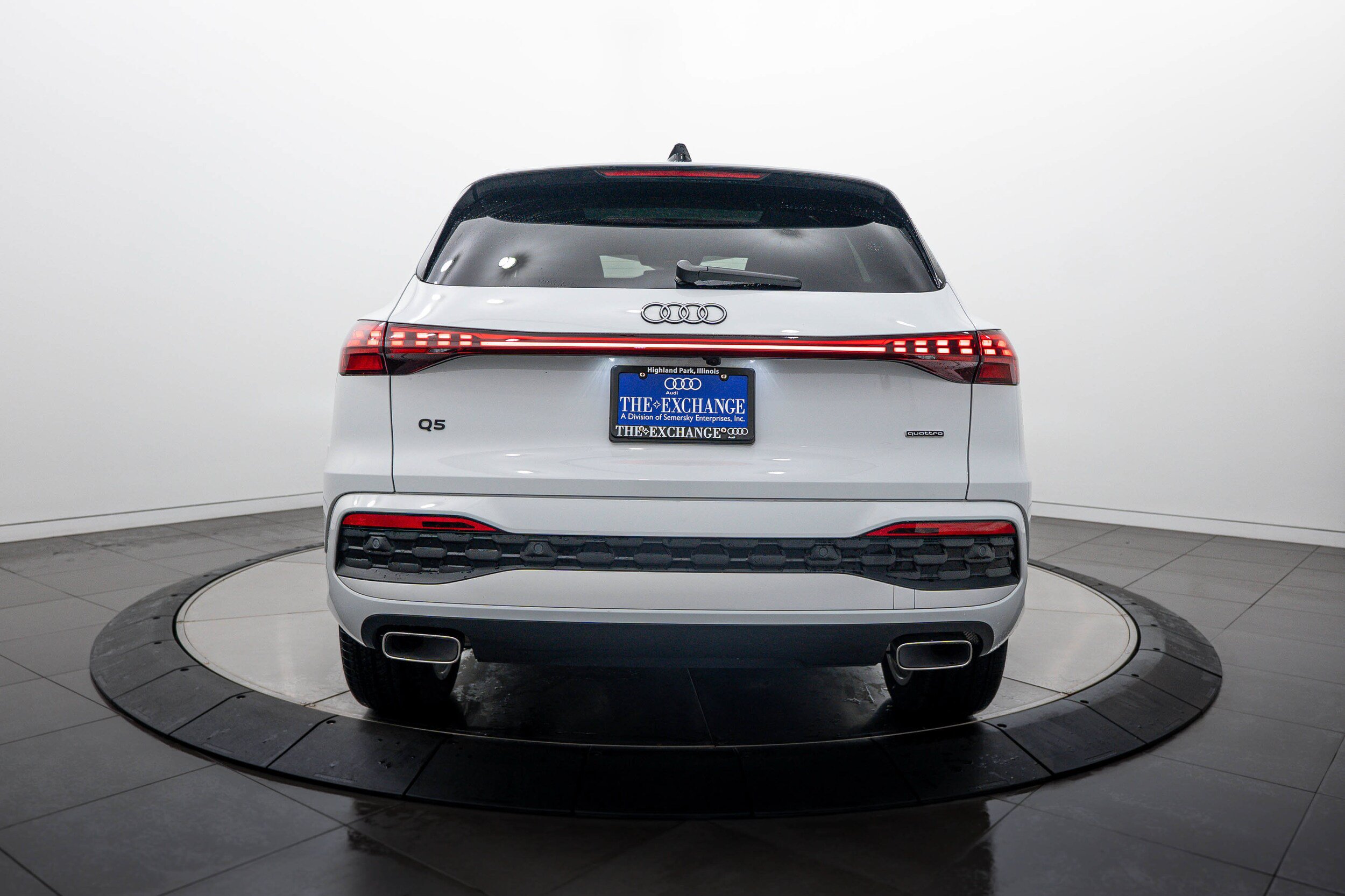 Used 2025 Audi Q5 Premium Plus AWD/4WD image 21