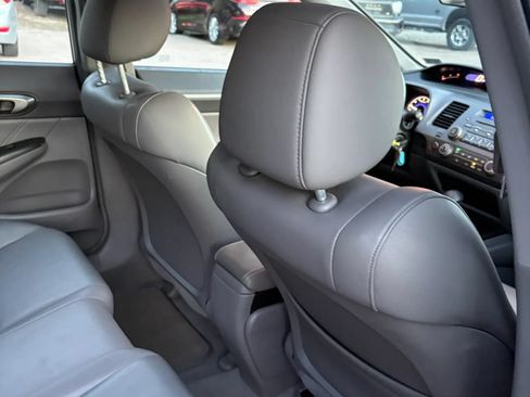 Used 2010 Honda Civic EX-L image 30