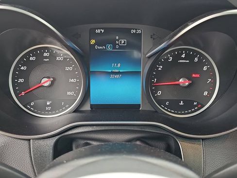 Used 2022 Mercedes-Benz GLC 300 image 39