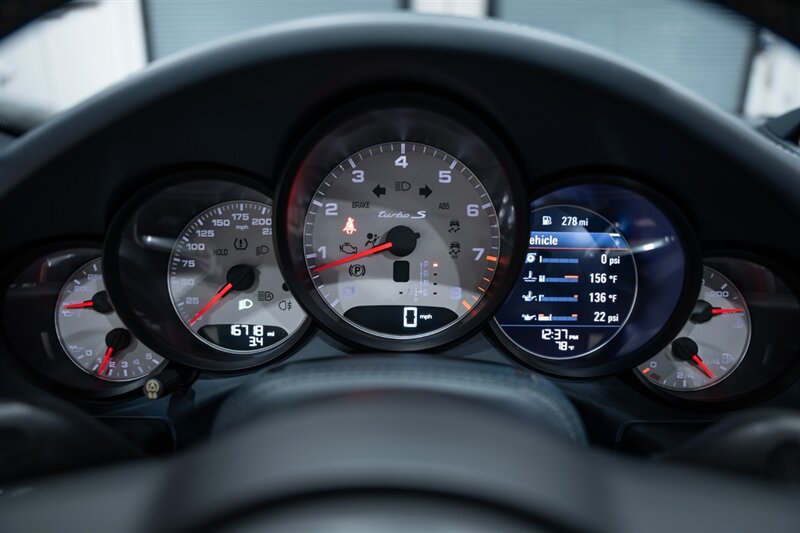 Used 2019 Porsche 911 Turbo S AWD/4WD image 20