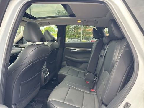 Used 2023 INFINITI QX50 Luxe AWD/4WD image 16