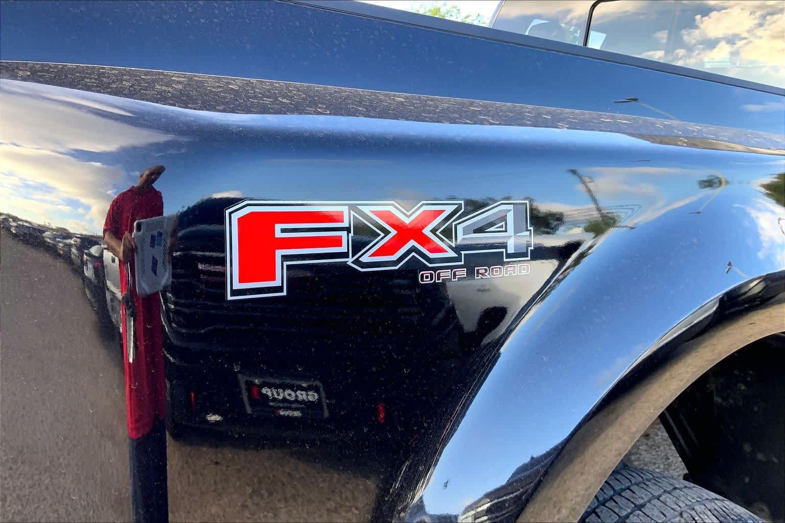 Used 2024 Ford F350 Platinum AWD/4WD image 10