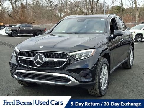 Used 2023 Mercedes-Benz GLC 300 4MATIC image 4