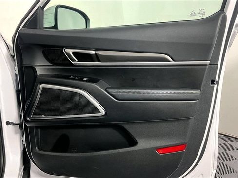 Used 2025 Kia Telluride S AWD/4WD image 24