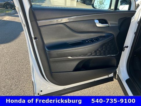 Used 2023 Hyundai Santa Fe SEL w/ Premium Package image 9