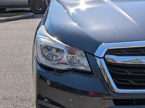 Used 2018 Subaru Forester 2.5i Premium w/ All-Weather Package image 10