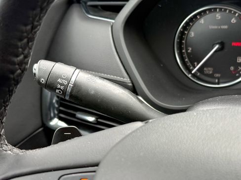 Used 2023 Cadillac XT4 Premium Luxury image 24