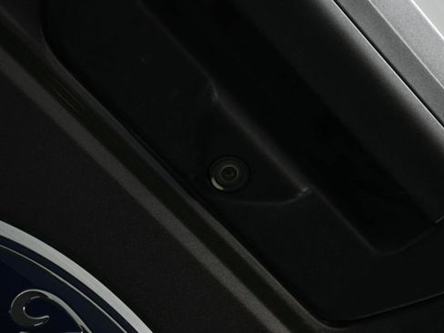 Used 2018 Ford F150 XL w/ Equipment Group 101A Mid image 10