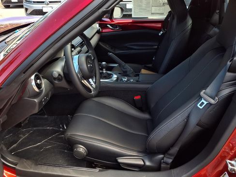 New 2026 MAZDA MX-5 Miata RF Grand Touring w/ Weather Package RWD image 16