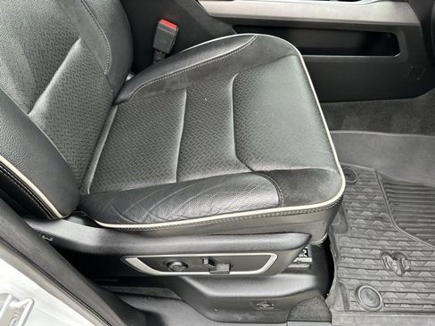 Used 2020 RAM 1500 Laramie w/ Sport Appearance Package image 13