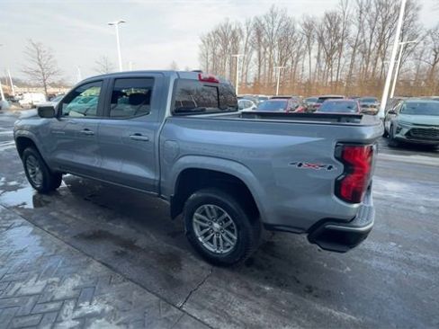 Used 2024 Chevrolet Colorado LT w/ LT Convenience Package image 6