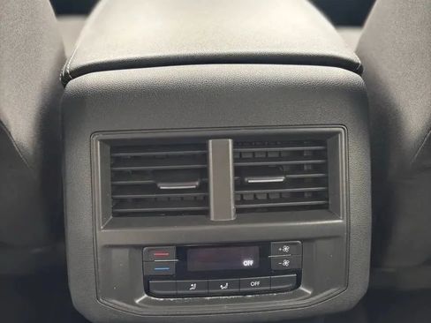 Used 2021 Volkswagen Atlas S AWD/4WD image 13