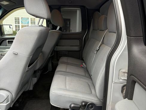 Used 2011 Ford F150 XLT w/ XLT Chrome Pkg image 10