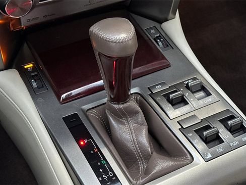 Used 2015 Lexus GX 460 Luxury image 25