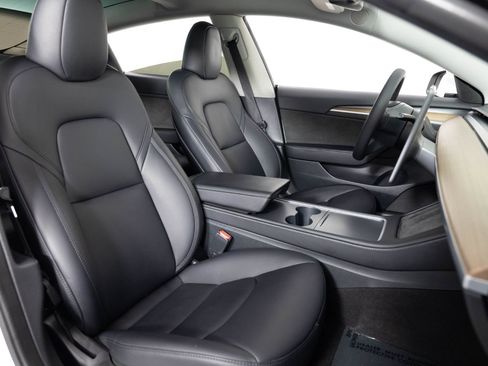 Used 2023 Tesla Model 3 Standard Range RWD image 28