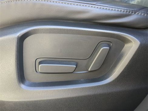 Used 2019 MAZDA CX-5 Touring image 22