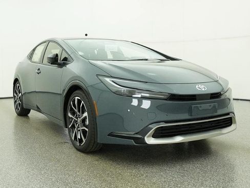 New 2026 Toyota Prius Plug-In Hybrid FWD image 22