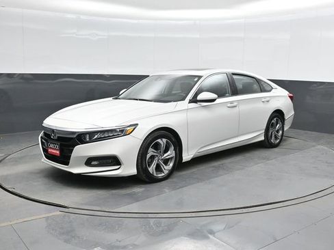 Used 2018 Honda Accord EX image 7