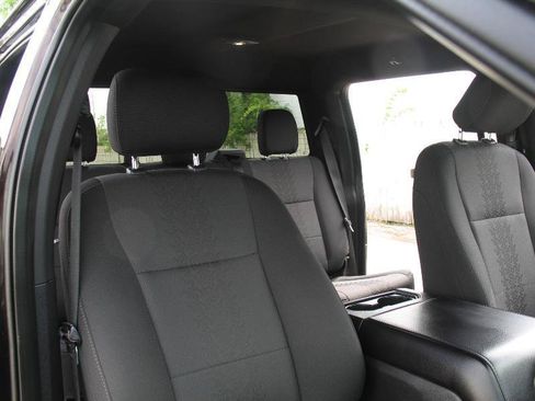 Used 2020 Ford F150 XLT w/ Equipment Group 302A Luxury AWD/4WD image 22