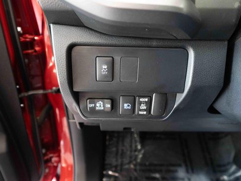 Used 2022 Toyota Tacoma TRD Sport AWD/4WD image 11