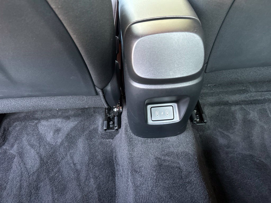 Used 2026 Hyundai Elantra Sport FWD image 28