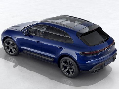 New 2026 Porsche Macan AWD/4WD image 4