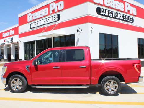 Used 2021 Ford F150 XLT w/ Equipment Group 302A High RWD image 6